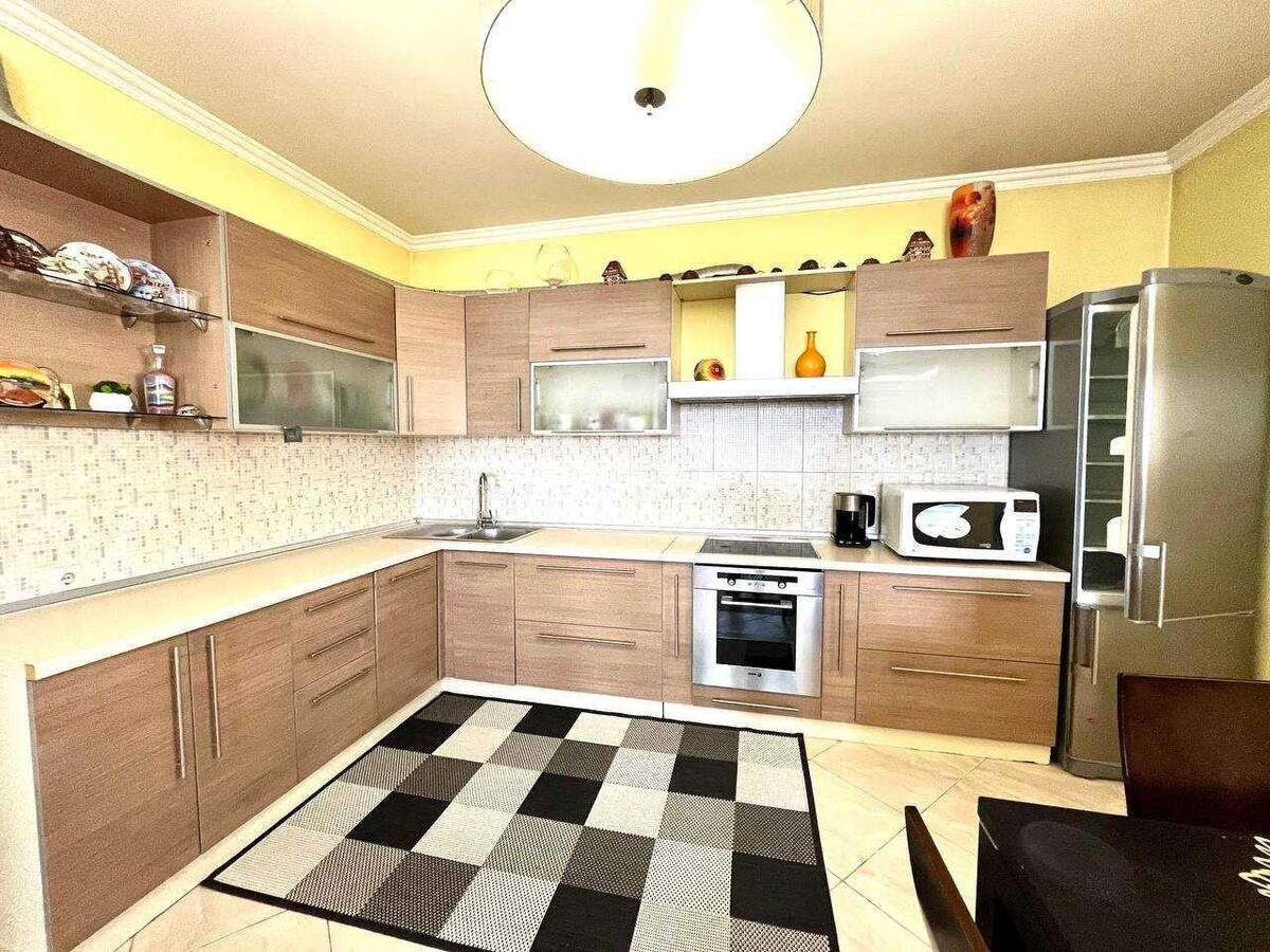 3k apartment vul. Ahmatovoi' Anny 13577610