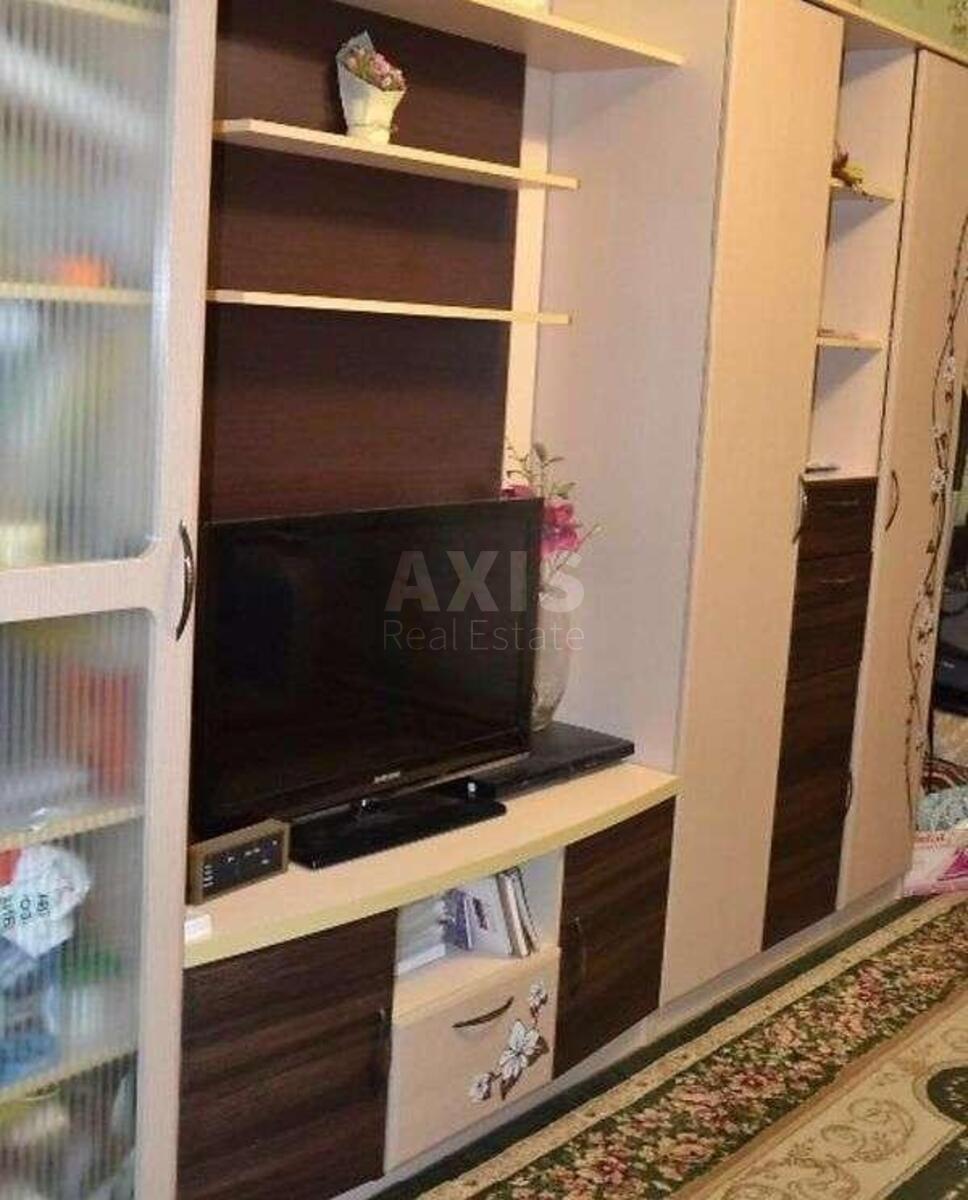 3k apartment vul. Myloslavs'ka 161
