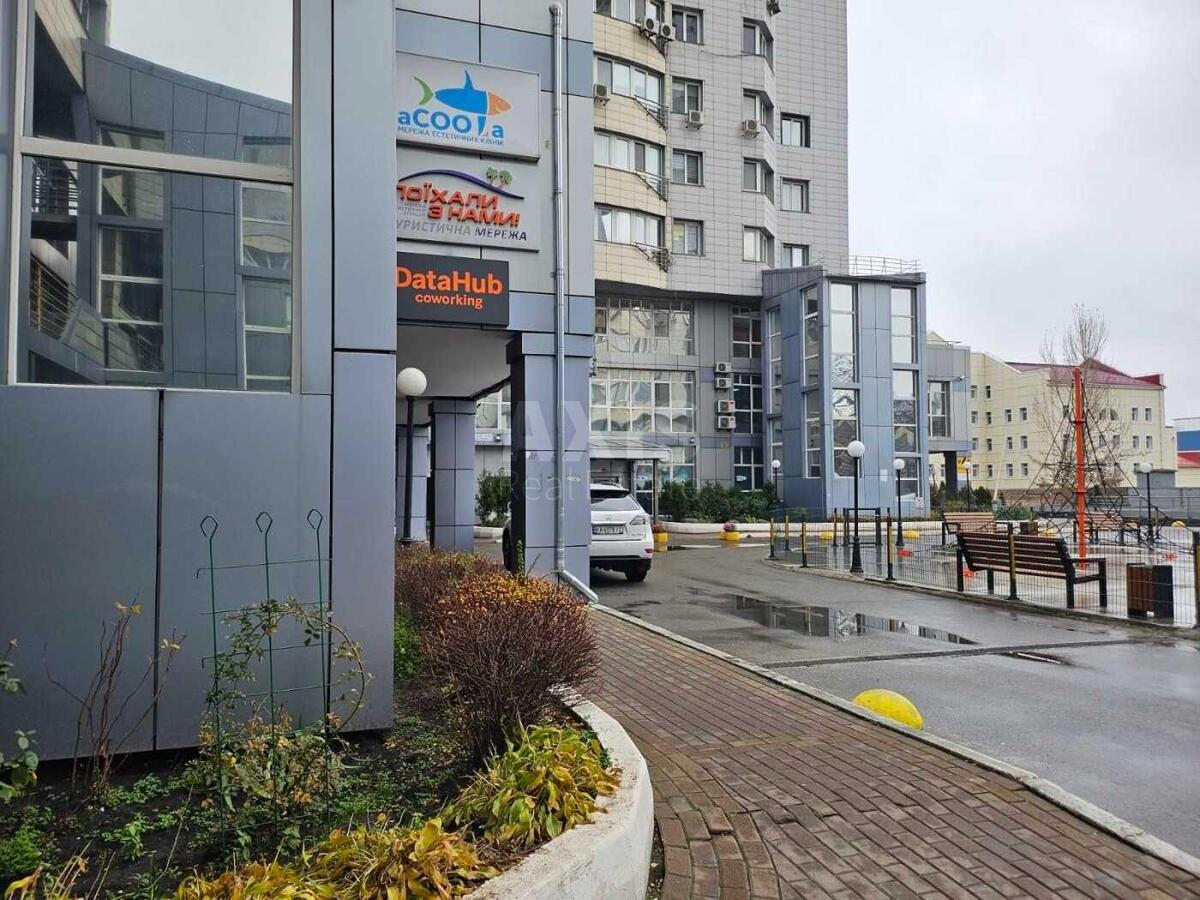 Объект торговли ул. Гетьмана Вадима 1, 124м26223313