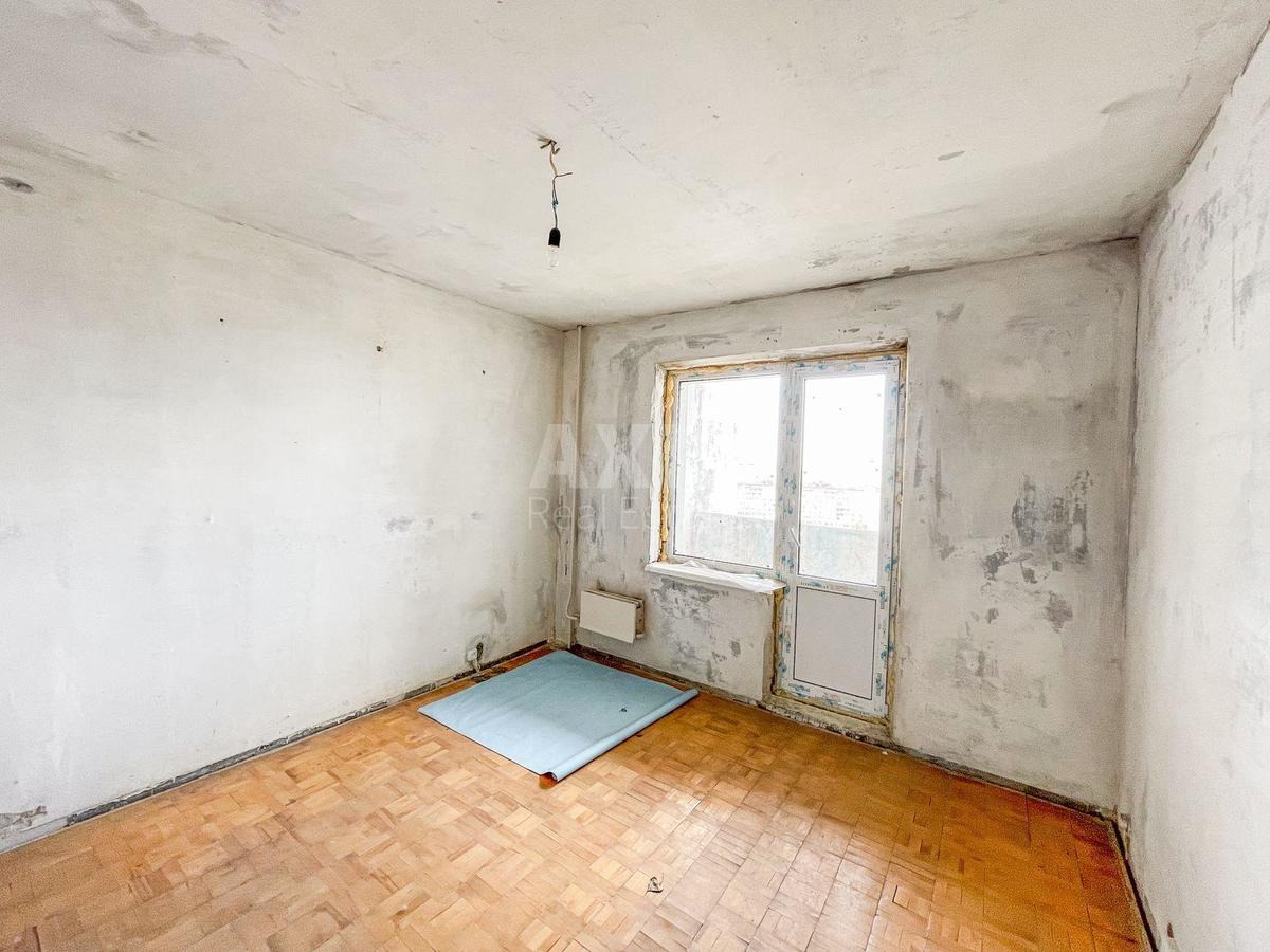 2k apartment vul. Bal'zaka Onore de 8В0