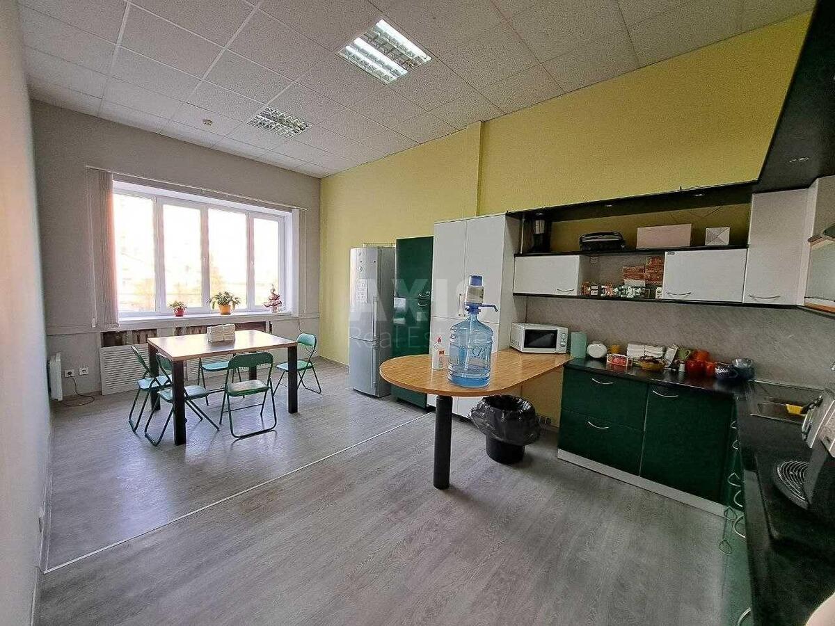 Office vul. Zheljabova 2, 130m22
