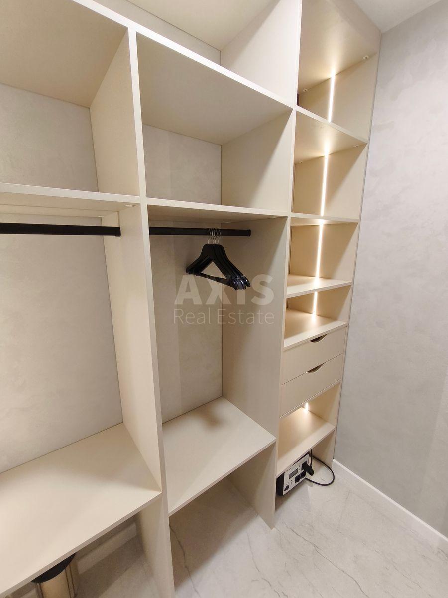 2к квартира ул. Александра Олеся 2584727