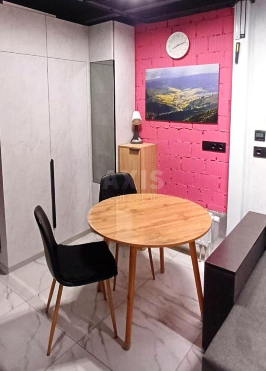 Office vul. Bul'varno-Kudrjavs'ka 17, 47m24