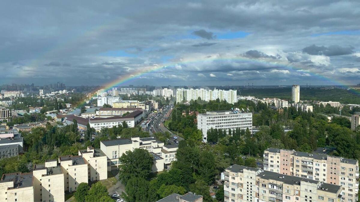 2k apartment vul. Myhajla Maksymovycha 3Г15