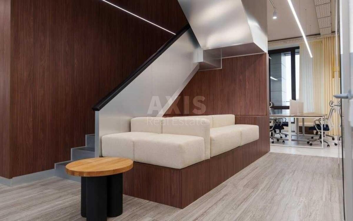 Office pr-t Peremogy 42, 222m29