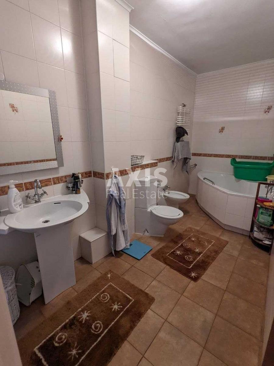 1k apartment bul. Verhovnoi' Rady 21А1