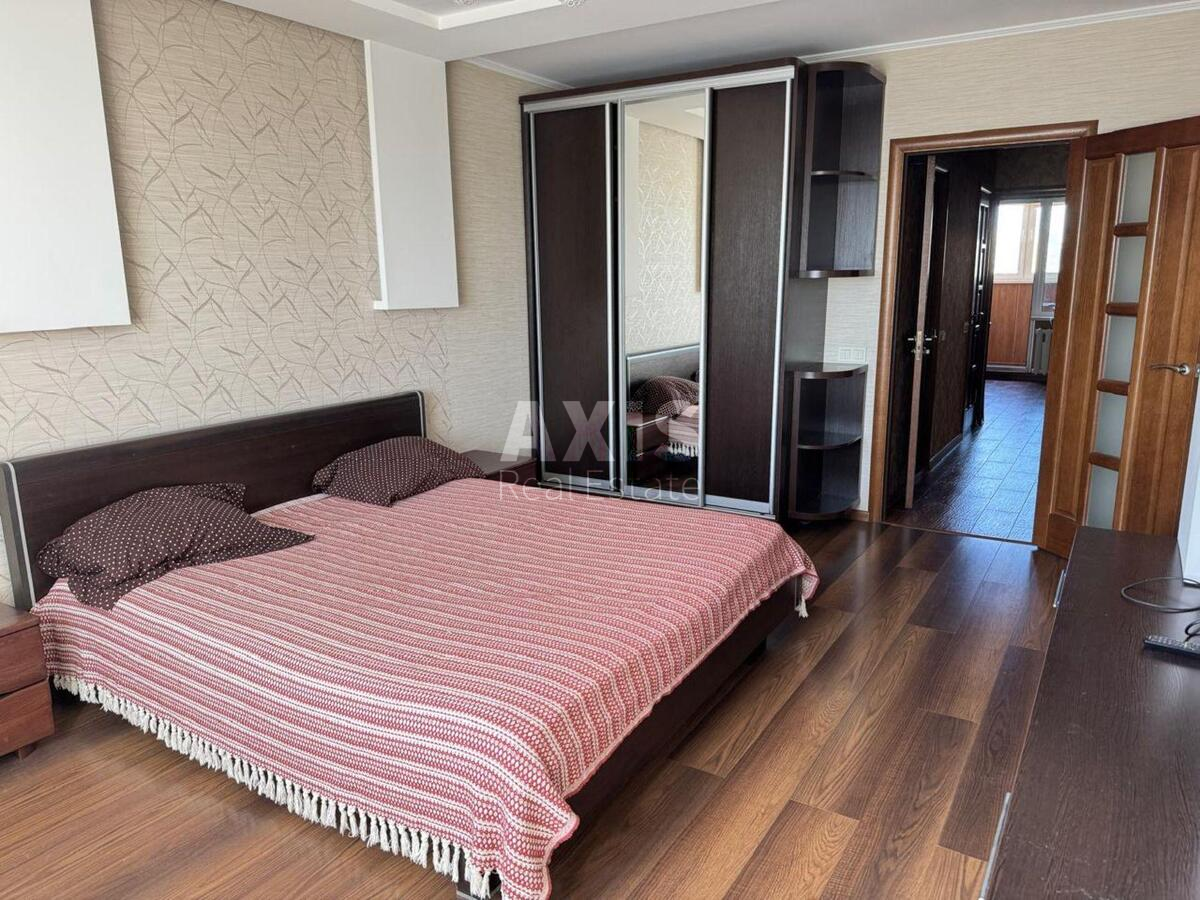 2k apartment vul. Bilec'kogo Akademika 18588273