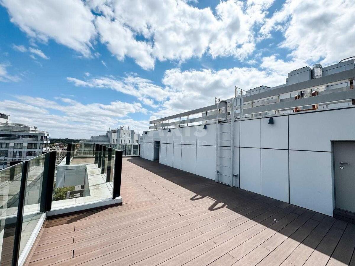 Office vul. Dragomyrova Myhajla 18, 175m20