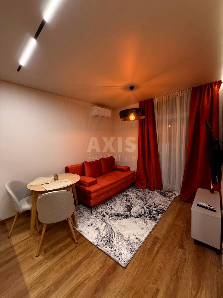 1k apartment bul. Ryl's'kogo Tadeja 1633192