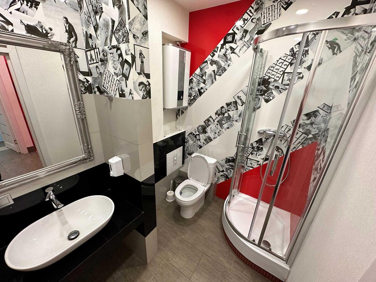 Офис ул. Евгения Коновальца 32Б, 100м27