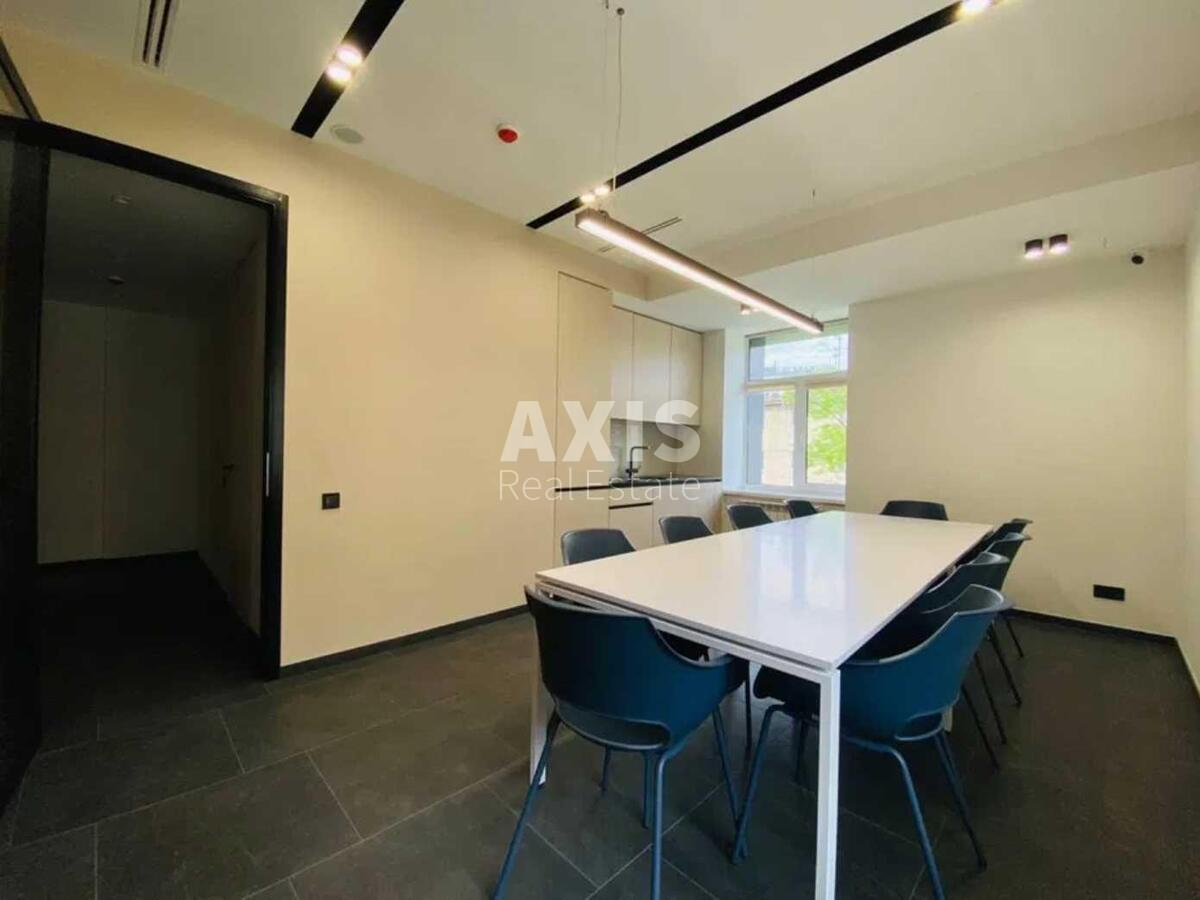 Office prov. Yevhena Hutsala 3, 230m2602677