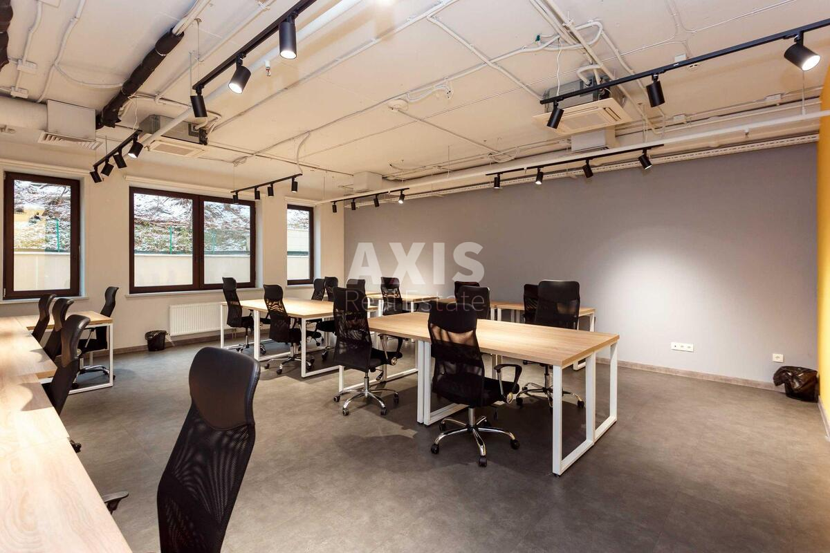 Office vul. Jaroslavs'ka 1/3, 380m27