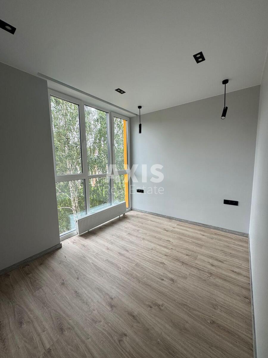 1k apartment vul. Radystiv 404