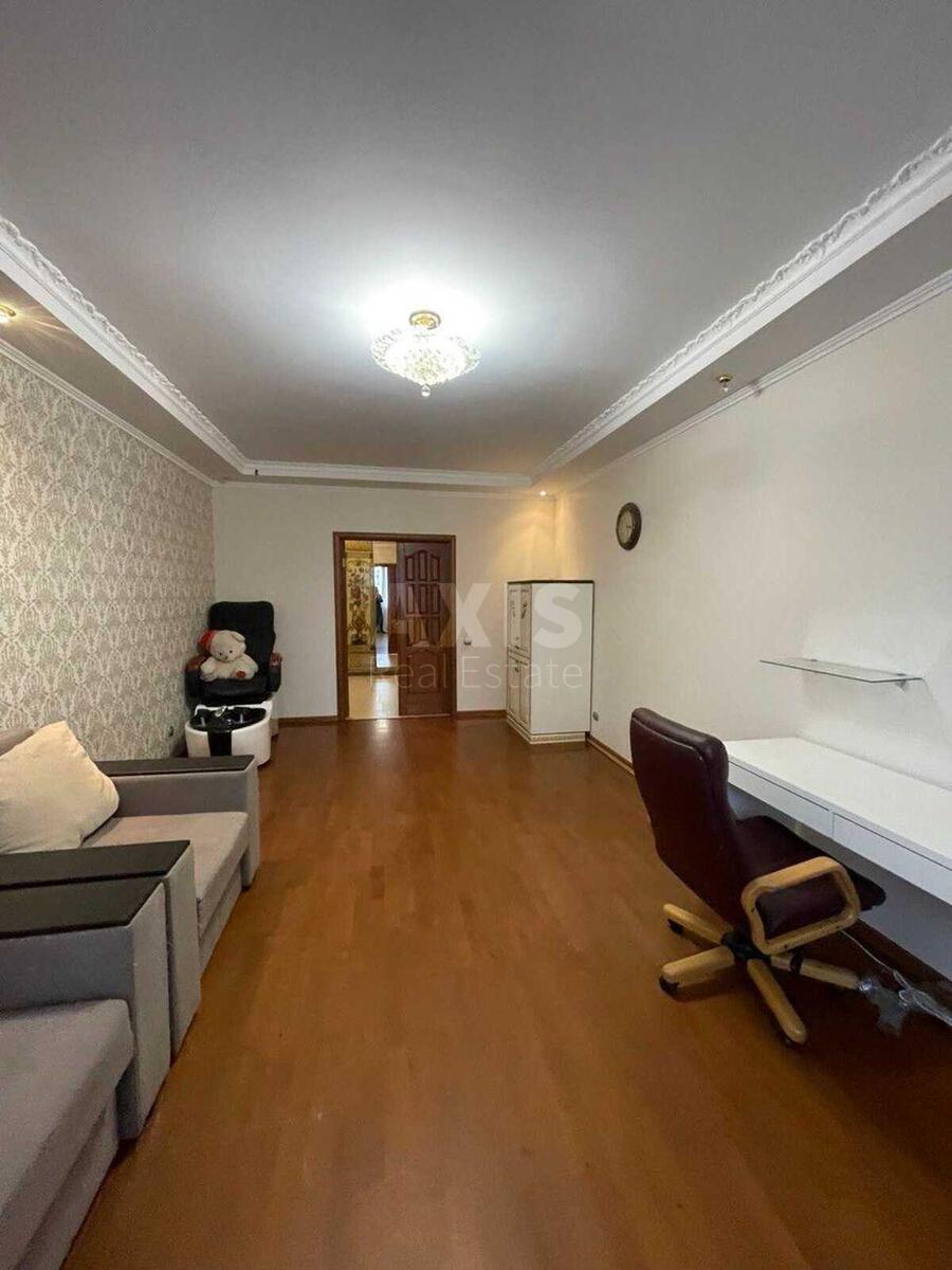 3k apartment vul. Golosii'vs'ka 13597085