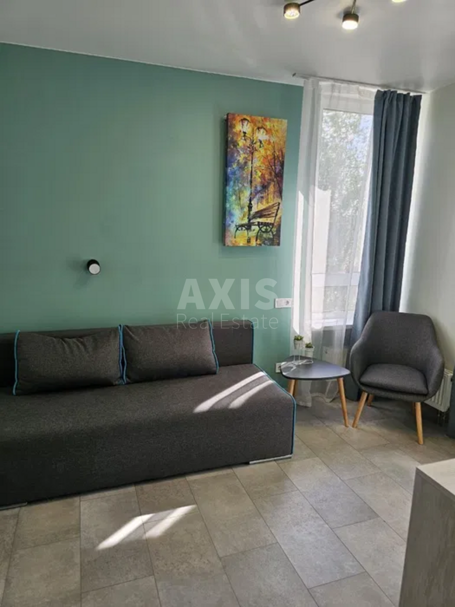 2k apartment vul. Saljutna Два B251292