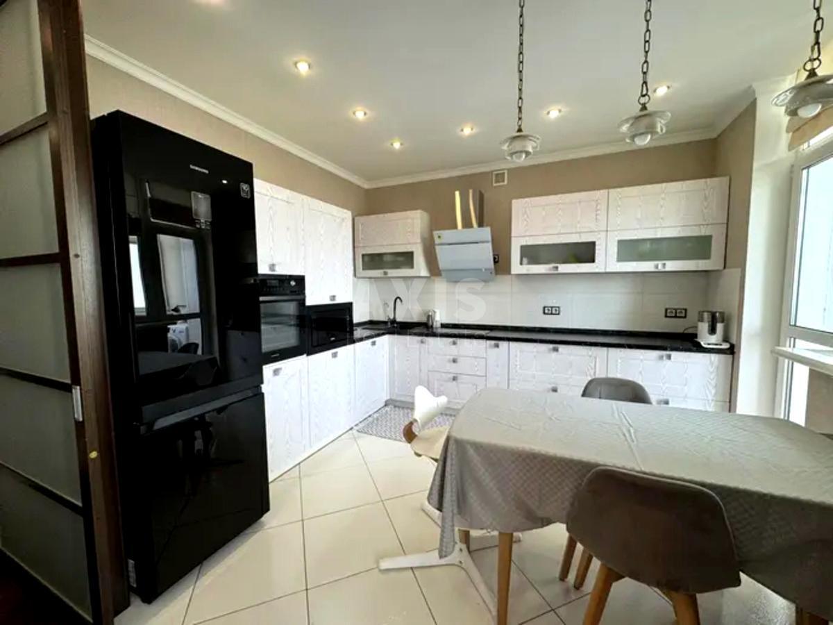 2k apartment pr-t Bazhana Mykoly 8Б640080