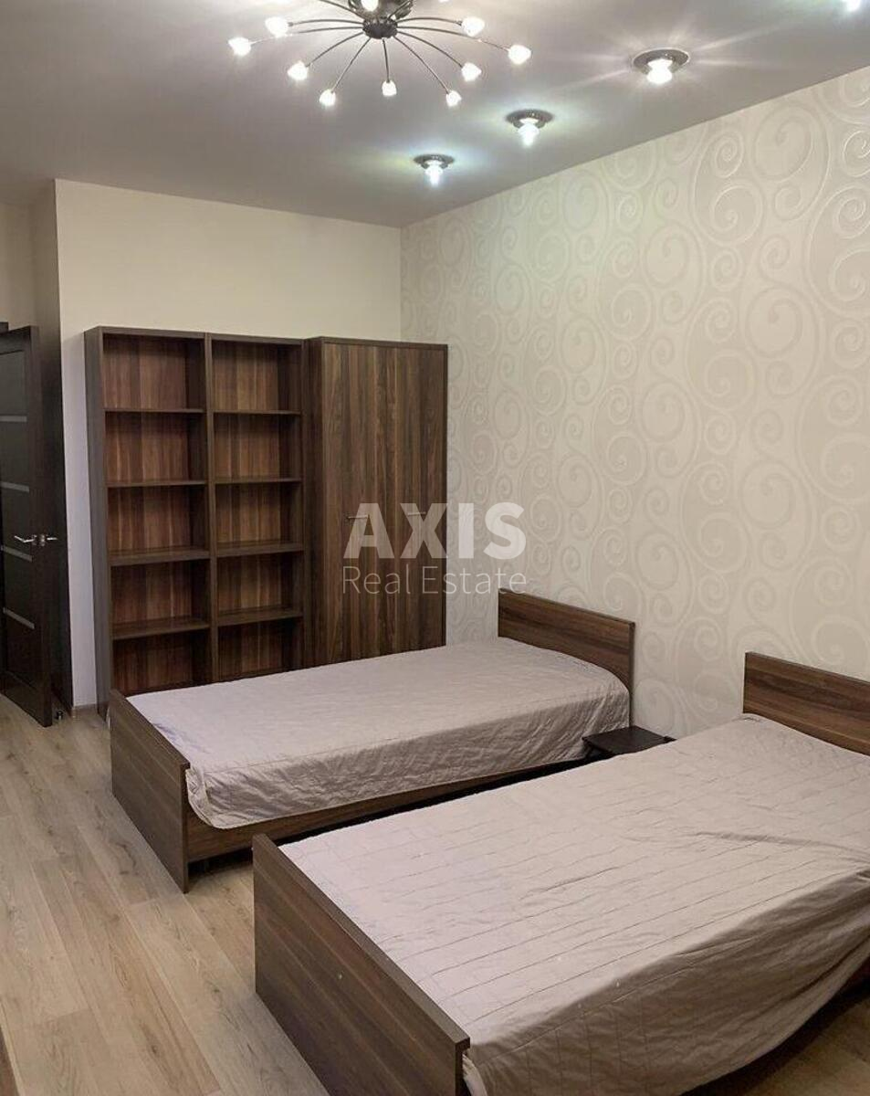 3k apartment vul. Dmytrivs'ka 754