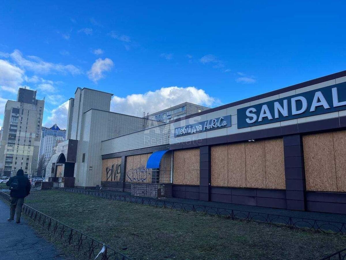 Объект торговли наб. Днепровская 13, 770м2613085