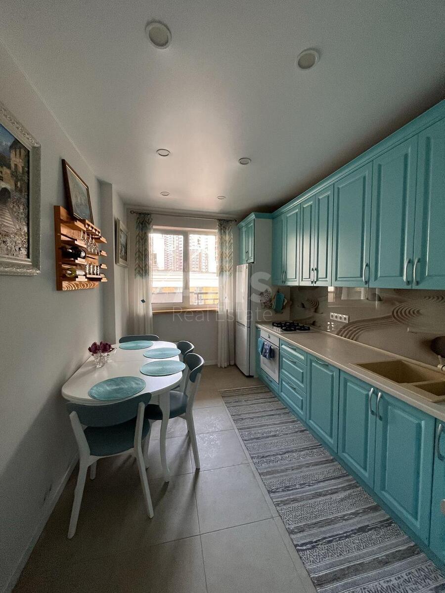2k apartment vul. Glybochyc'ka 13605770