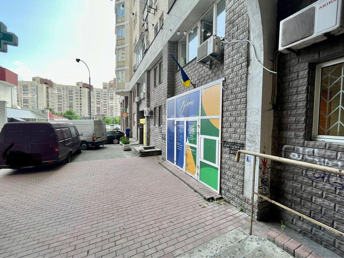 Объект торговли ул. Тимошенко Маршала 29, 152м210