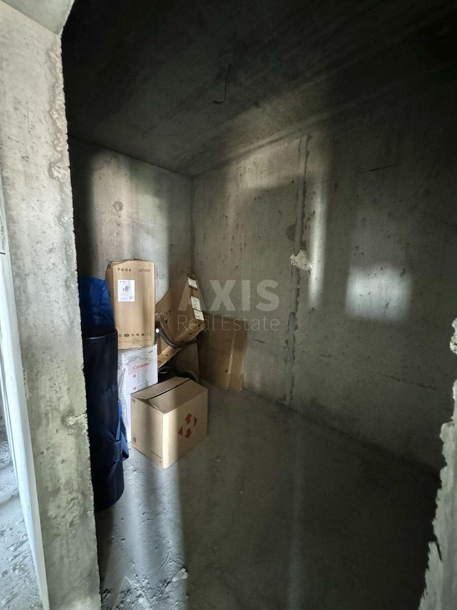 2k apartment vul. Yulia Zdanovska 71Г563777