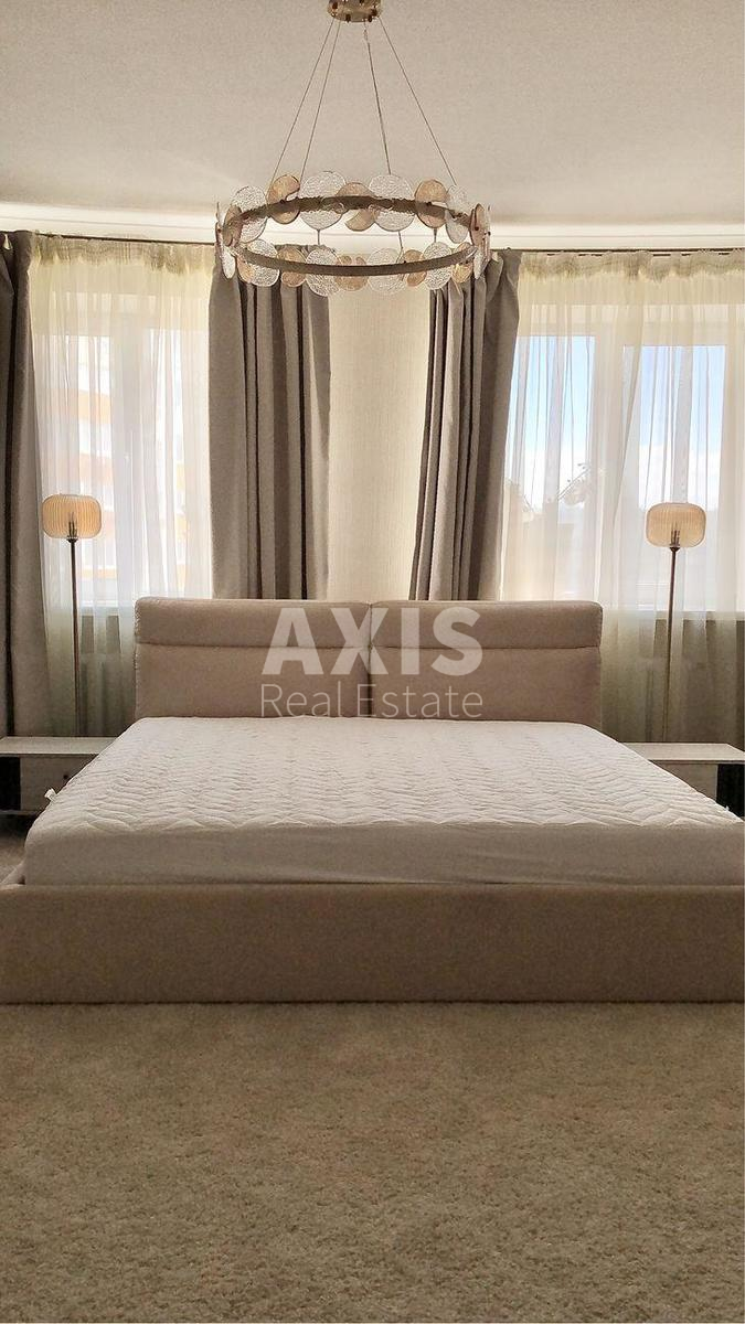 1k apartment vul. Ahmatovoi' Anny 13Д335582