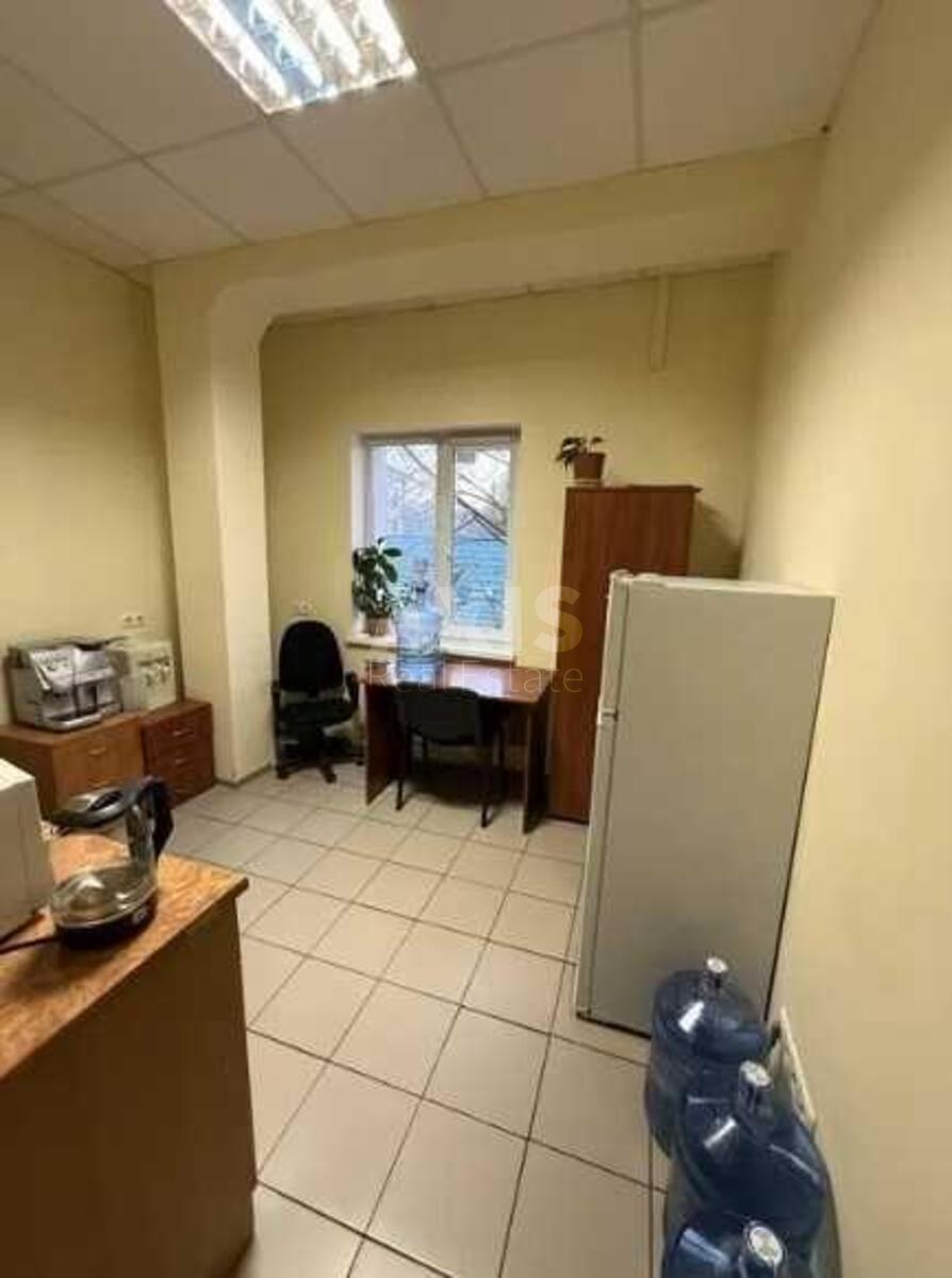 Офис ул. Межигорская 87А, 144м2608997