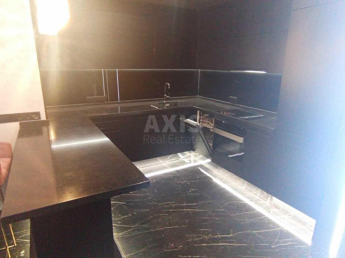 2k apartment vul. Saksagans'kogo 37К4