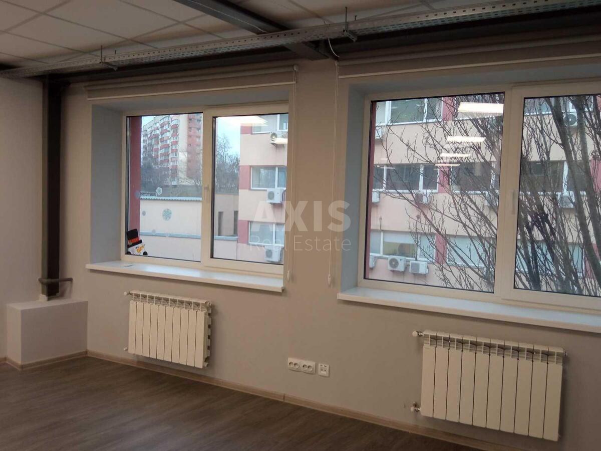 Office vul. Glybochyc'ka 17, 172m26