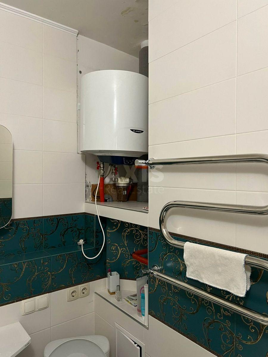 2k apartment vul. Myhajla Maksymovycha 9В11
