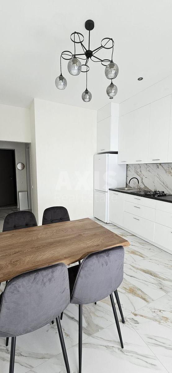 1k apartment vul. Red'chyns'ka 71