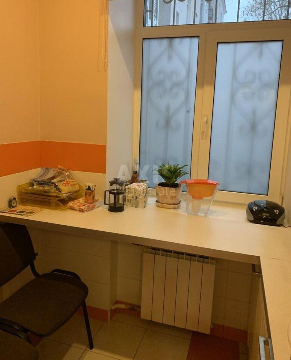 Office vul. Bogomol'cja Akademika 7/14, 53m2573946