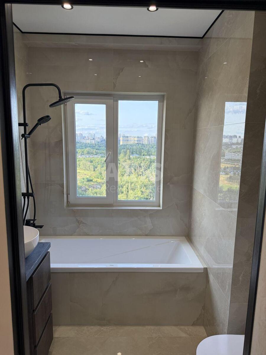 1k apartment vul. Myhajla Maksymovycha 245757311