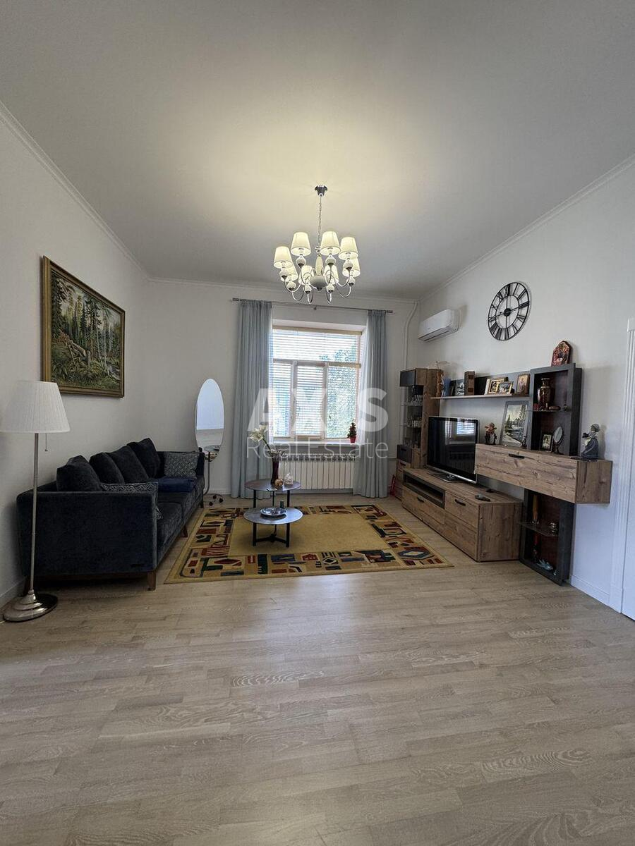 4k apartment vul. Kost'ol'na 15594401