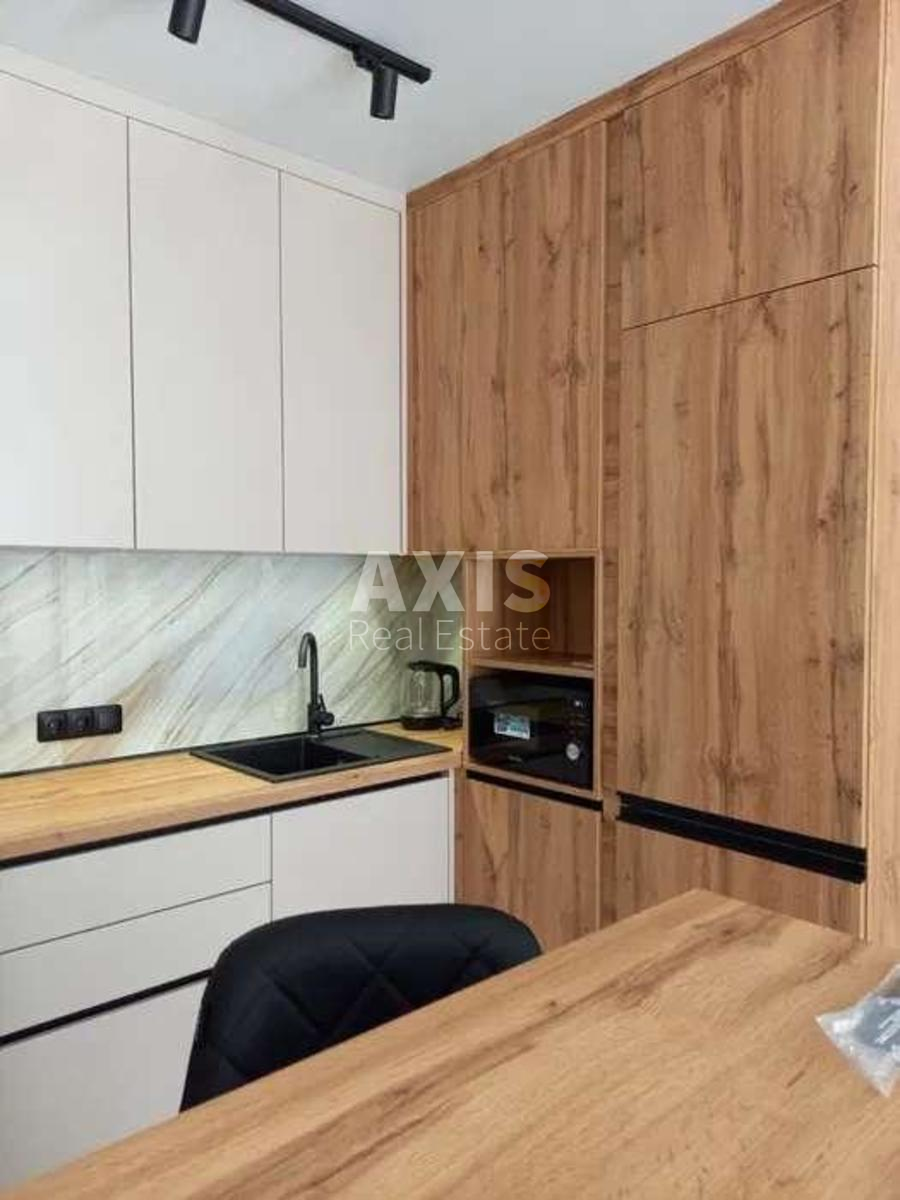 1k apartment vul. Saljutna 2Б