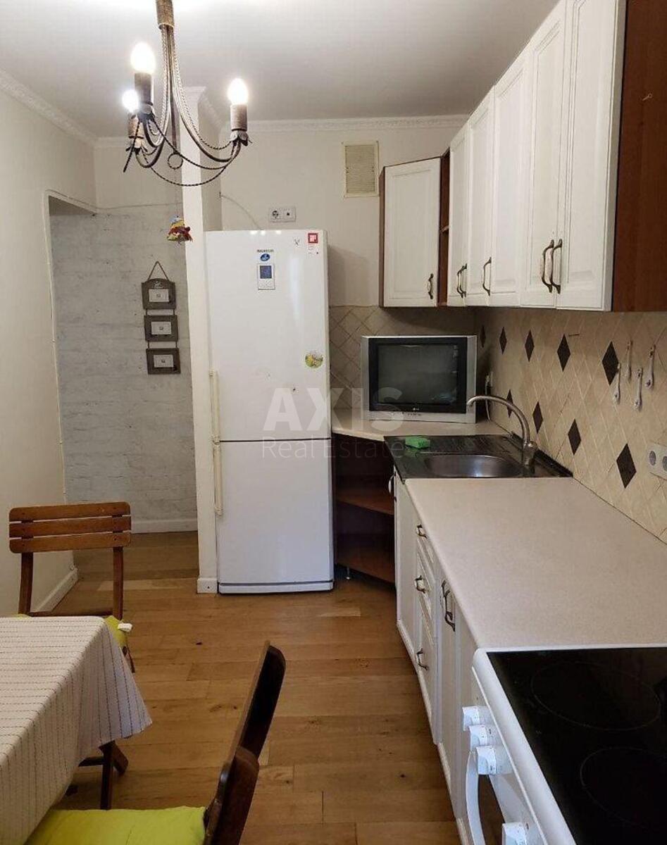 3k apartment vul. Radchenka Petra 4603030
