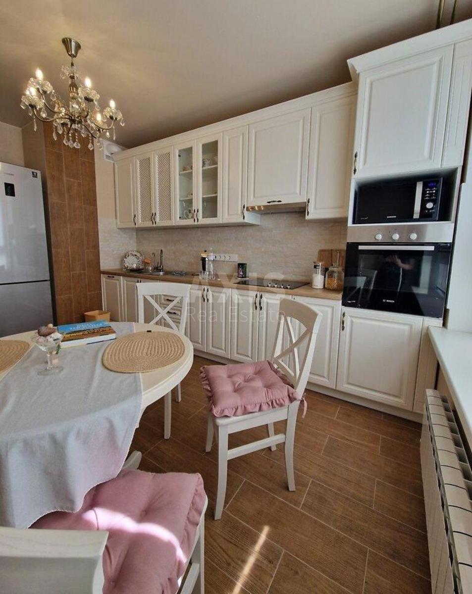 2k apartment vul. Dragomanova 100