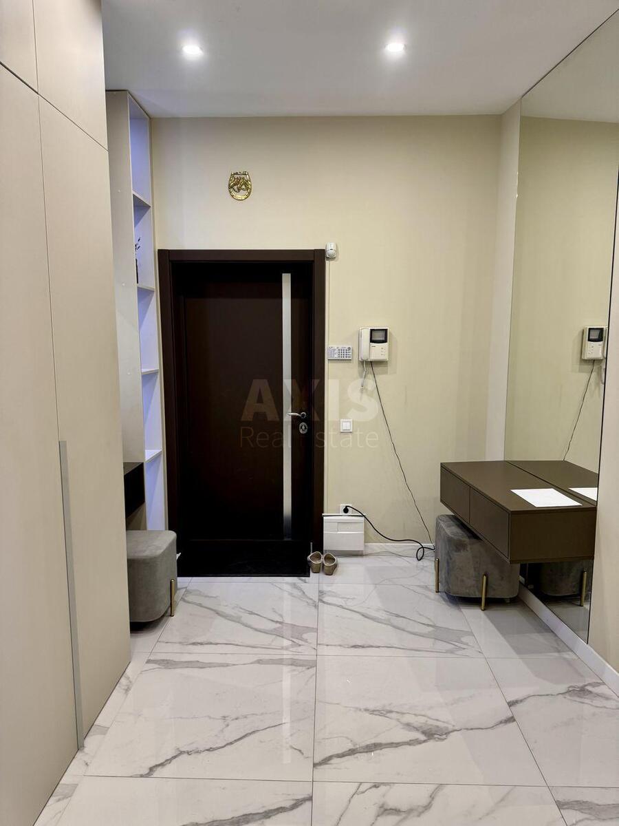 3к квартира ул. Евгения Коновальца 32Б596906