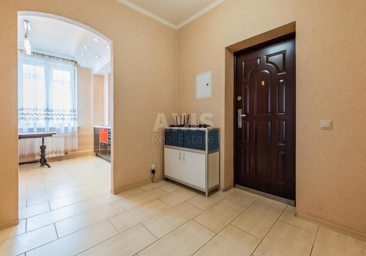 1k apartment vul. Makii'vs'ka 81