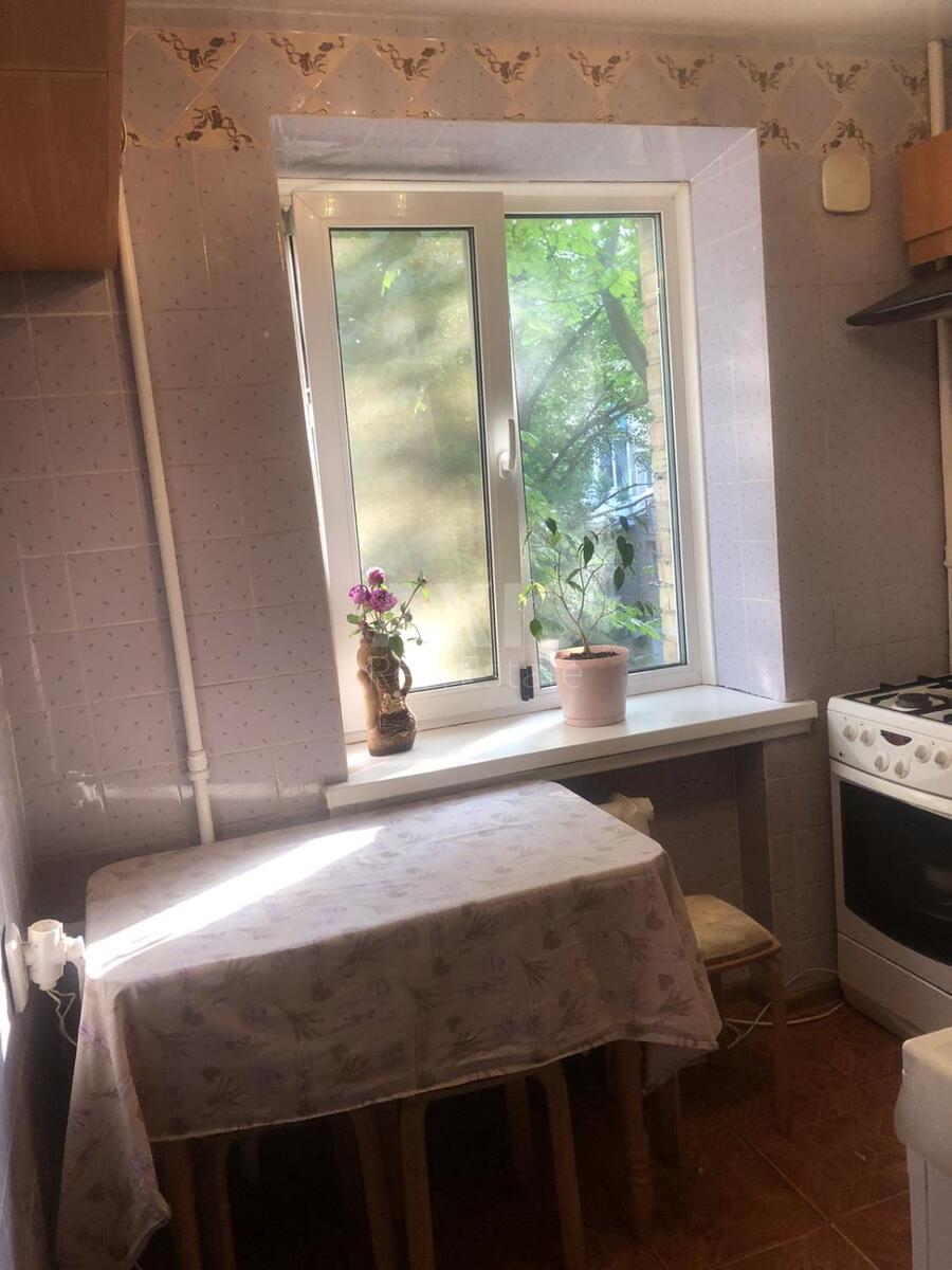 3k apartment vul. Vasylevs'koi' Vandy 180