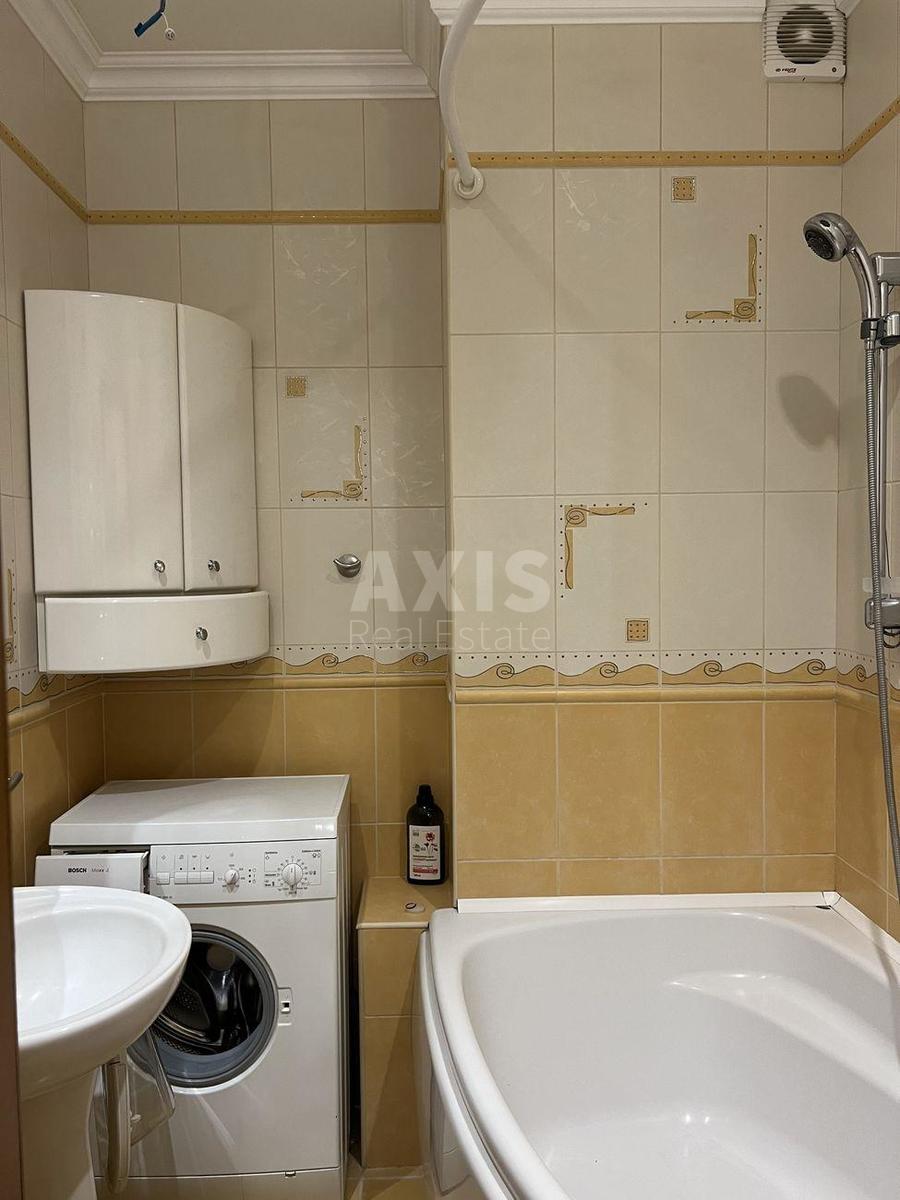 2k apartment vul. Mykil's'ko-Slobids'ka 2Б8