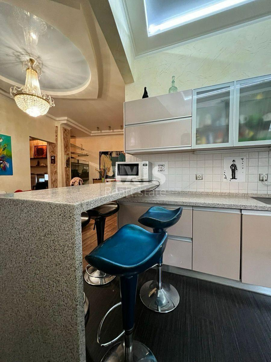 4k apartment vul. Hreshhatyk 25561714