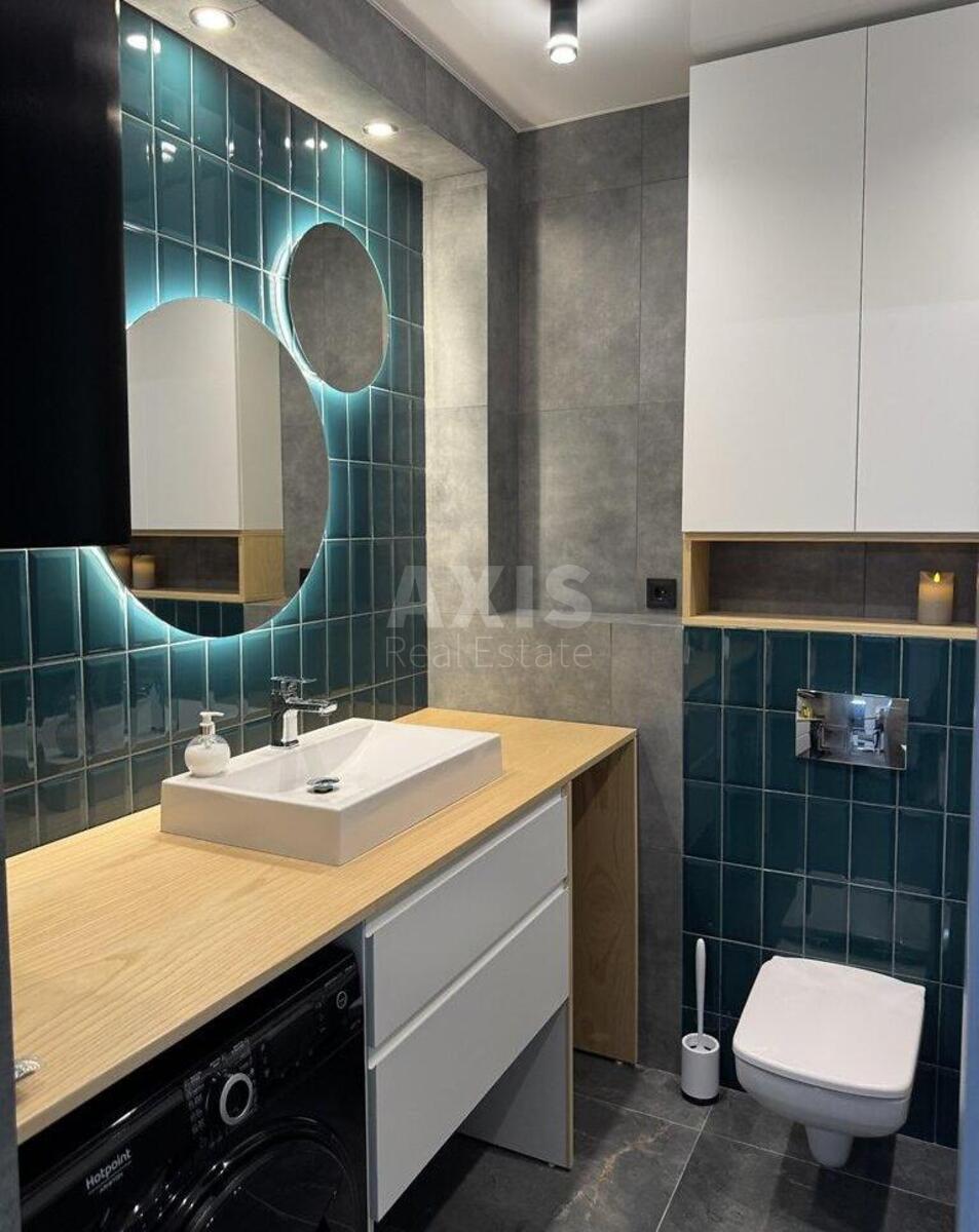 2k apartment vul. Grechka Marshala 10К12