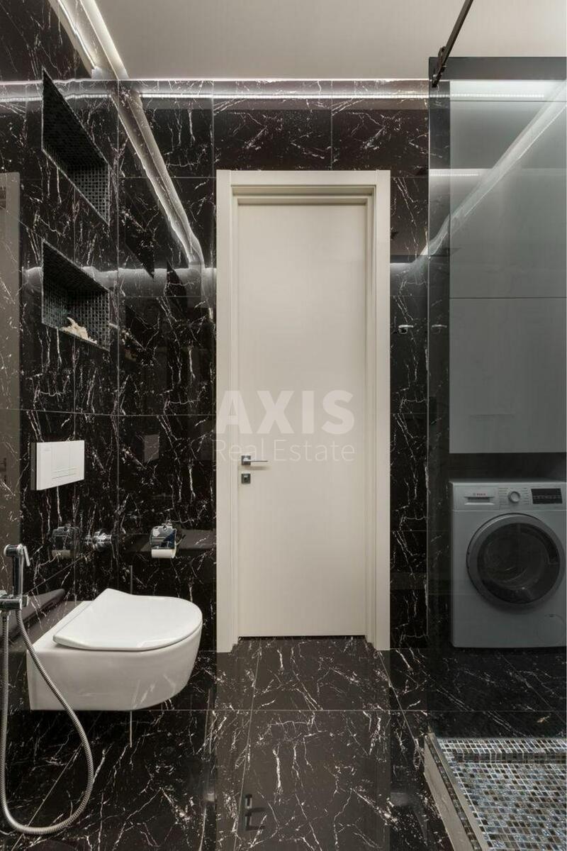 2k apartment vul. Jevgena Konoval'cja 349