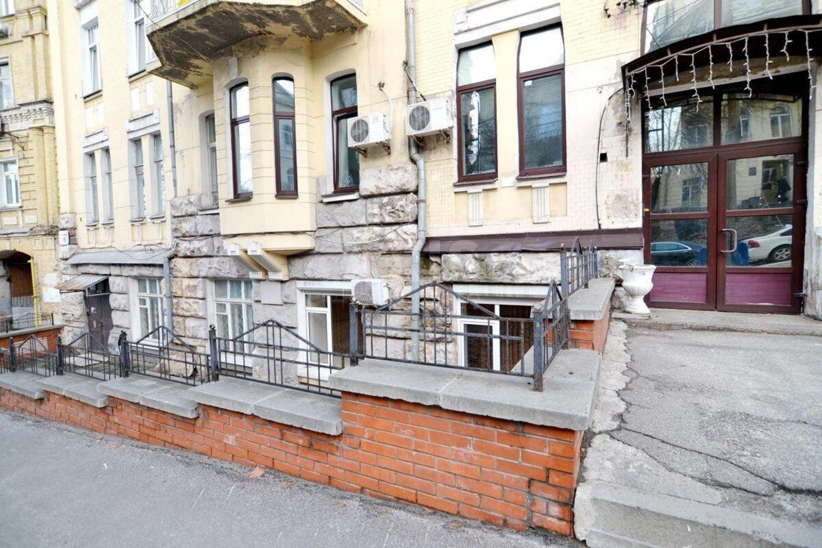 Office vul. Ljuterans'ka 15, 55m25698012