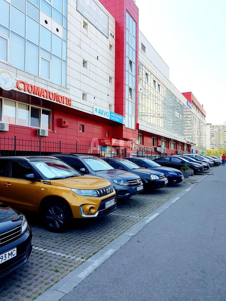 Офіс наб. Дніпровська 26, 104м2