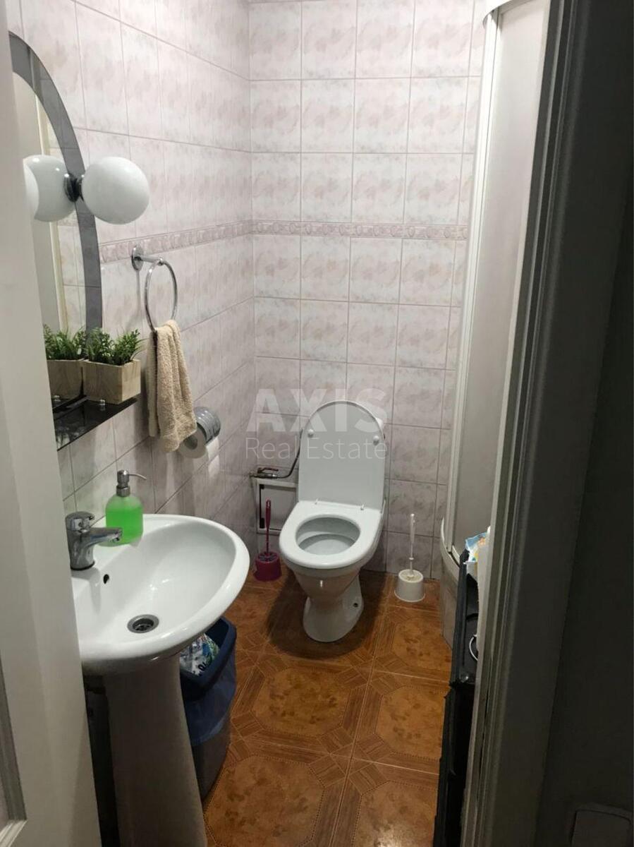 Объект торговли ул. Василия Тютюнника 5, 100м24