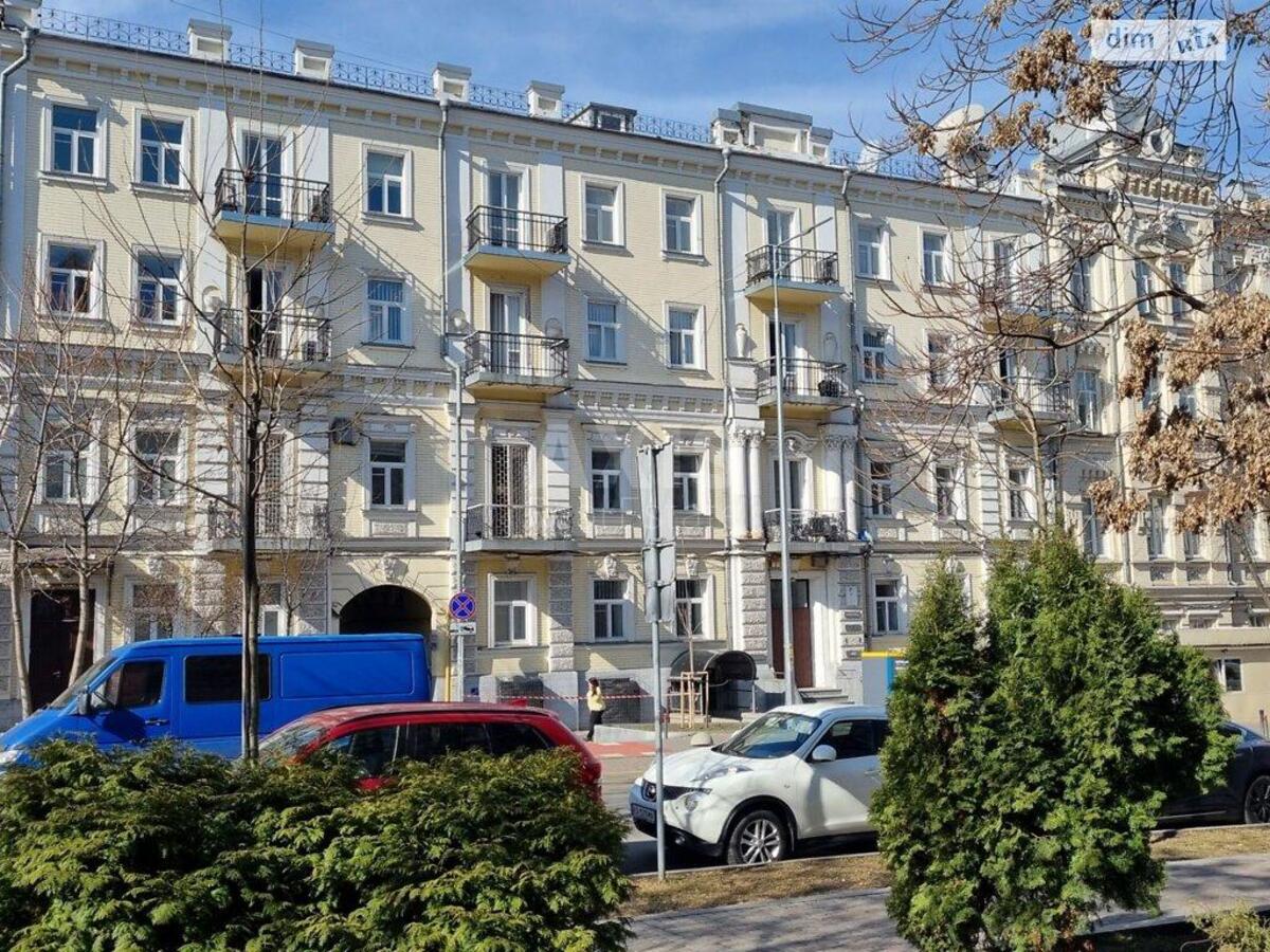Офіс вул. Січових Стрільців 50, 123м2