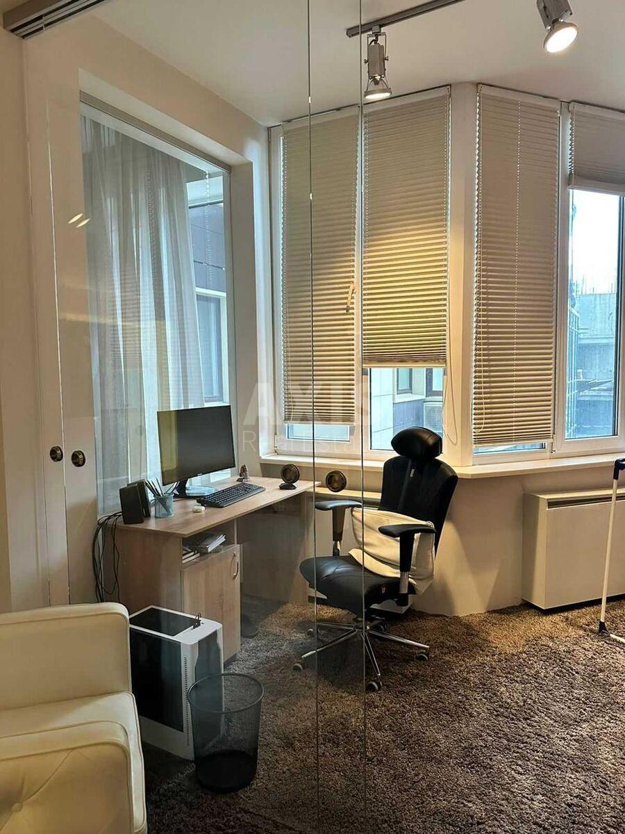 3k apartment vul. Vasylya Tyutyunnyka 37/1612154