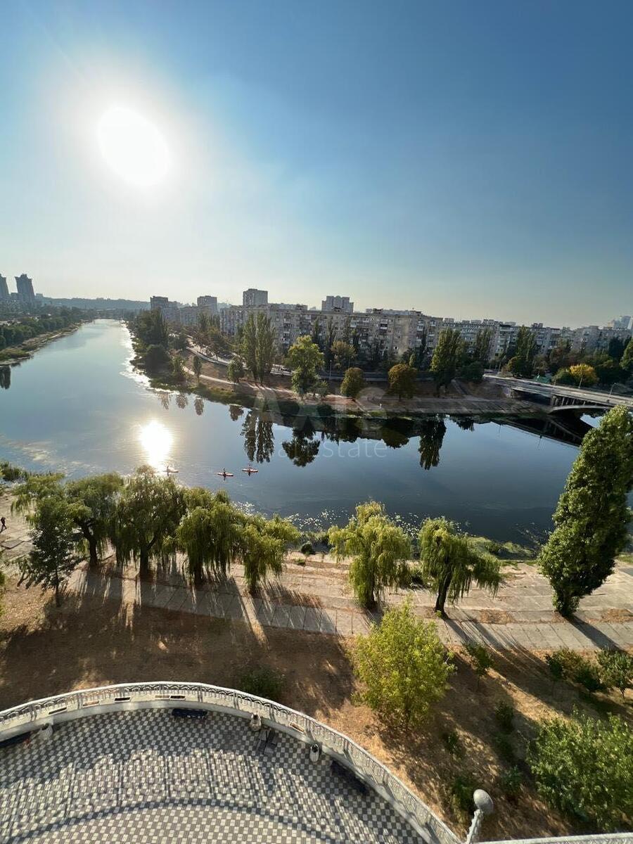2к квартира пр-т Соборности 21В5825710